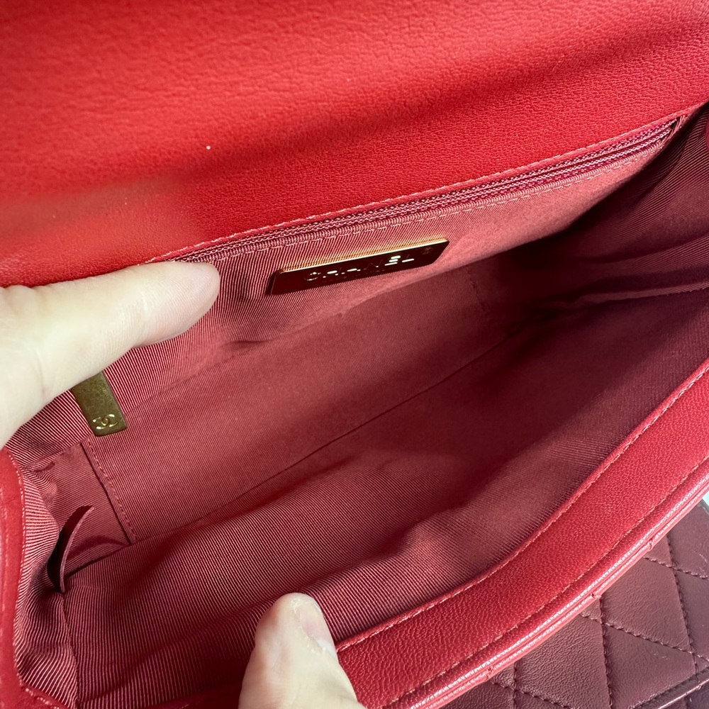 CHANEL 19 TOP HANDLE FLAP BAG RED 2019 AUTHENTIC - Picture 9 of 12